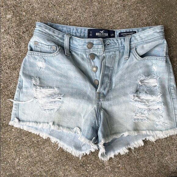 Hollister High Rise Mom Shorts 3”  Button Fly Size 25 destroyed 100% Cotton - Picture 9 of 9